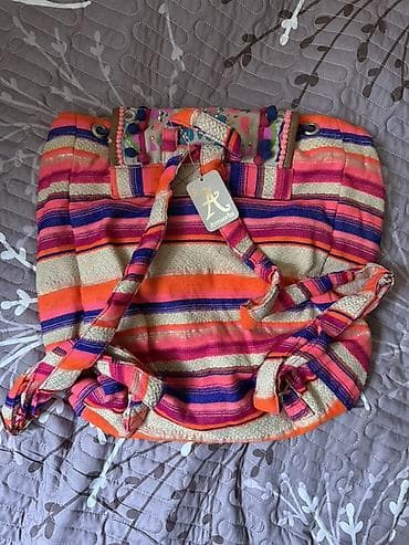 paket torba: Accessorize brendindən boho tərzli rəngarəng bel çantası/ryukzak. - — 2