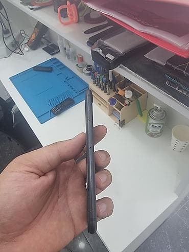 electronics iphone: IPhone 7, Qara — 5