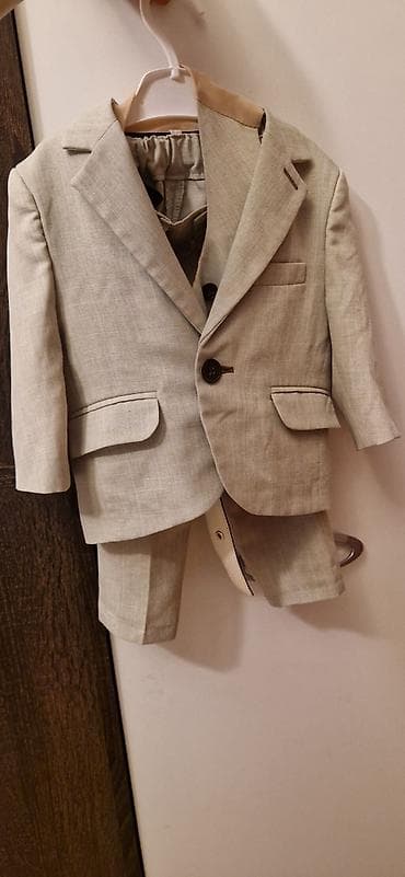 Uşaq üçün 3 hissəli klassik kostyum dəsti 1 yaş üçün bir dəfə geuinib