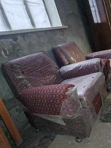 Yeni, Klassik divan, Divan, Bazasız, Açılan — 3