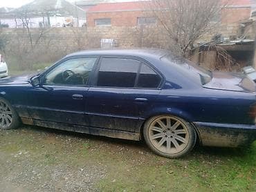 renault scenic 2007: BMW 7 series: 3 l | 1995 il Sedan — 4