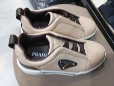 Ходунки: Geyim qız uşaq üçün razindedi6_8yaş arası ünvan Razin bakıxanov qiymət — 2