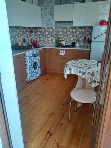 yeni gunəşlidə 1 otaqlı evlər: Nizami rayonu,Qara Qarayev metrosu,Bona Dea hospitalın yaxınlığında,6 — 6