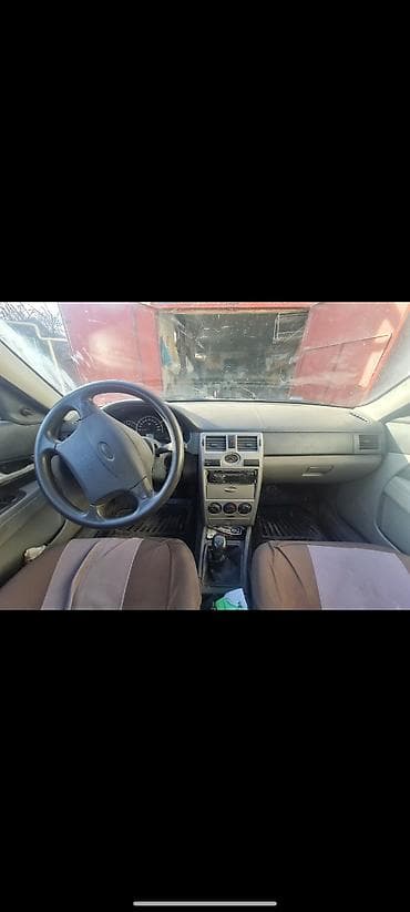 06 lada: LADA Priora sedan – şəhər və gündəlik istifadə üçün praktik və rahat — 2
