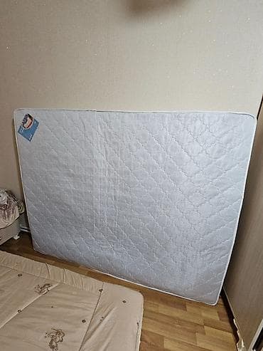 Ortopedik dowek. 160x200. Teze kimidi. Klonkasi bele ustundedi. Gence — 2