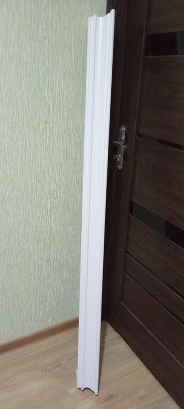 plintus: Ağ rəngli qapı platbandı və döşəmə pervazı dəsti - Material: MDF/PP — 3