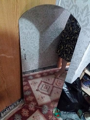 salon şkaf: Dolab antresollu sifarişlə yığılıb yaxşı vəziyyətdə en 140 hündürlüyü — 5