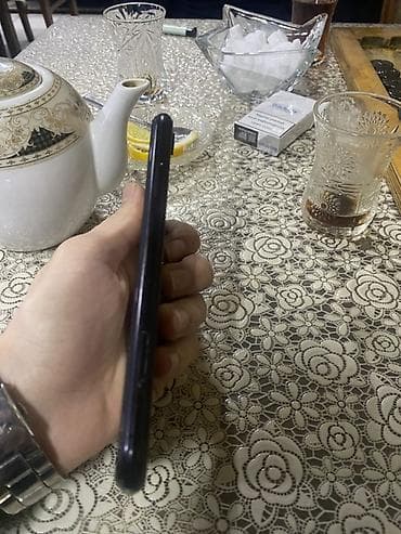 apple imac: IPhone Xr, 128 GB, Qara, Face ID — 3