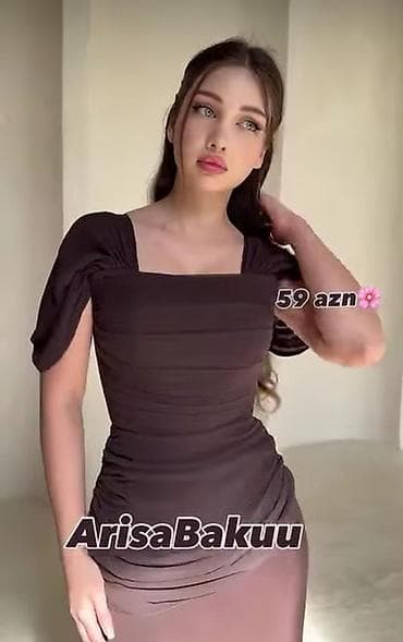 sakal: Qadınlar üçün uzun ziyafət/libas 59 azn alinb hec geyinilmiyb etiketi — 2