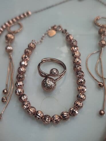 sirqalar qizil: Dəstə daxildir: Üzük, Sırğa, Sep, 925 Əyar — 3