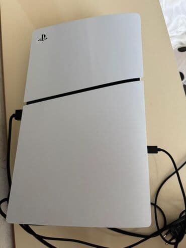 PS 5 Slim (Play station ) 1 TB yaddaş,3 oyunu ve qizil zemaneti var — 3