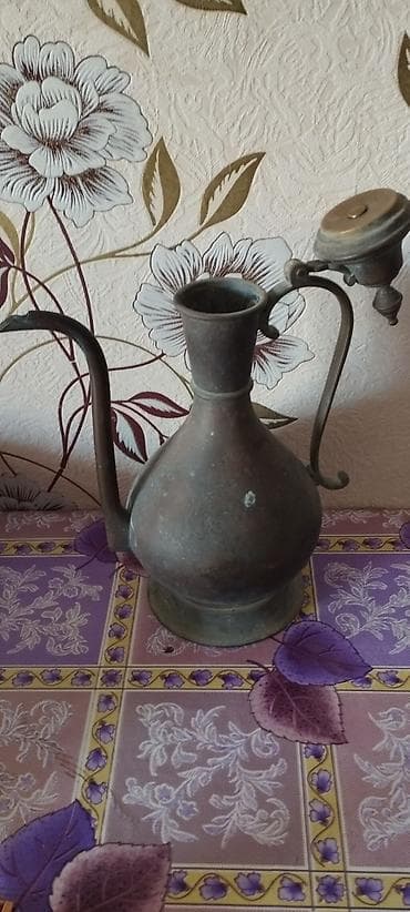 Qədim mis qəfədan
055