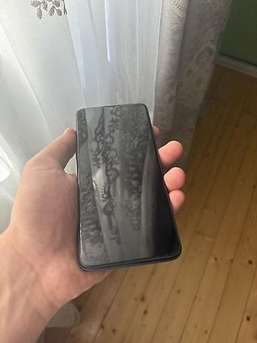 sony zv e10 ii: TCL 20E smartfon - Ekran: 6.52" HD+ (720×1600), damla-notch ön kamera — 3
