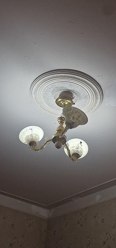 bag isiqlari: Çılçıraq, 3 lampa, Metal — 1