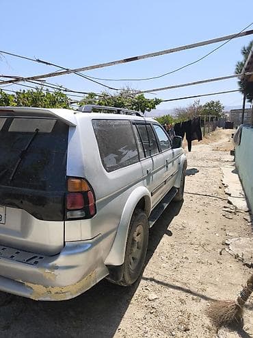 varta: Mitsubishi Pajero/Montero (5 qapılı SUV) – Qabaq potbires qoyulmali — 1