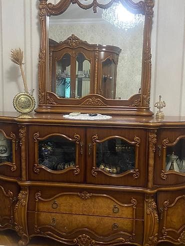 Klassik üslubda taxta qonaq otağı dəsti - Material: təbii ağac lalafo.az -da Klassik üslubda taxta qonaq otağı dəsti - Material: təbii ağac