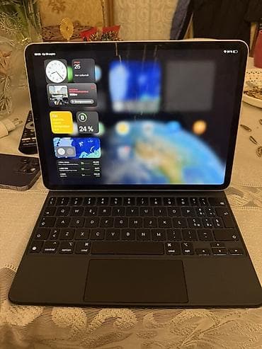 Apple iPad Pro 11" + Magic Keyboard (11") Ideal vezyetde 120fps rahat