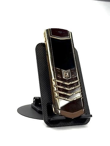 oneplus telefon: Vertu Signature Touch, Düyməli — 9
