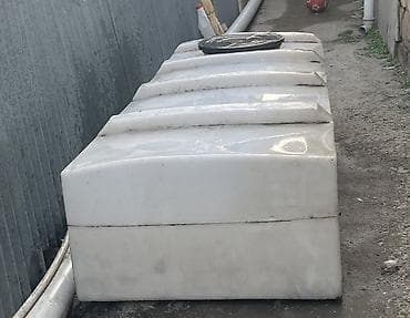 bağ üçün işıq: Plastik su çəni - Material: qalın divarlı plastik (polietilen) - — 1