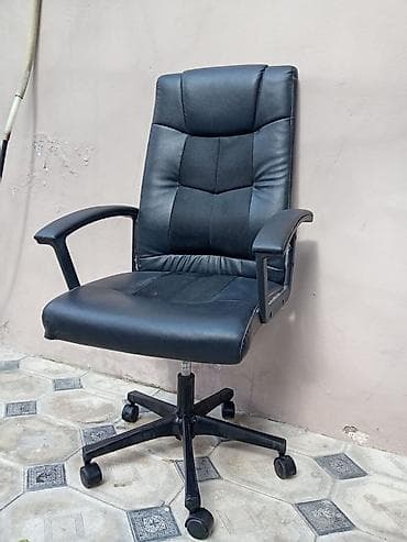 Офисные столы: С колесиками, Рукояти не регулируются, Кожзаменитель — 2