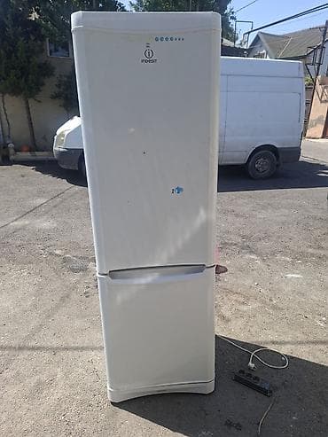 rog strix g16: İşlənmiş 2 qapılı Indesit Soyuducu Satılır, rəng - Ağ — 1