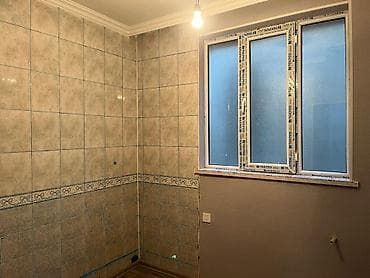 bakida evler: Bakıxanov qəs. 3 otaqlı, 150 kv. m, Orta təmir — 2