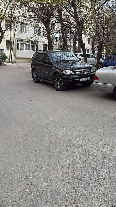 mersedes maşin: Mercedes-Benz M-Class: 3.2 l | Ofrouder/SUV — 3