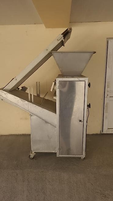 Restoran, kafe avadanlığı: Endirim‼️Lavashacan aparat 3000 Azn. Ideal veziyyetde. Unvan — 1