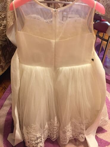 toy ucun donlar usaq ucun: 6 yaş gelinlik 85 azn son qiymetdi baha alınıb 1 defe geyinilib 6 yaş — 2