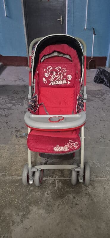 Klassik gəzinti arabası