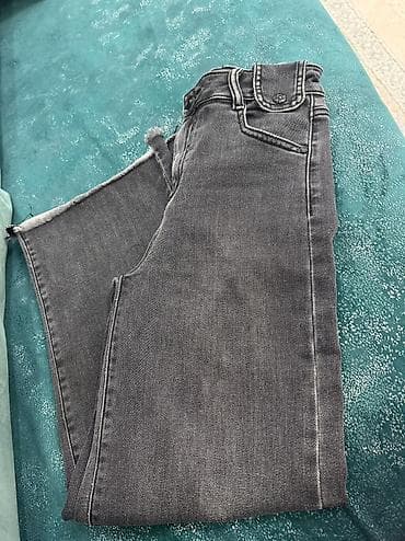 oglan usaq geyimleri 2023: 8,9 yaş ucun jeans şalvar, ela vezıyyetdedı 5 azn,catdırılma azadlıq — 3