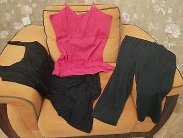 Şortlar: Gece kŏyneyi 10 azn,qirmizi mayka 10 azn, kapri( qisa ev şalvarı 7 — 1