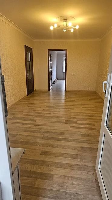 qara qarayev m: 3 otaqlı, Yeni tikili, m. Qara Qarayev, 50 kv. m — 3