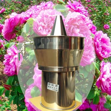 yag çəkən aparat: Efir yağı, bitgi yağı çəkən maşın. Distiller. Bu distillerden — 2