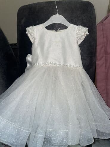 90 manata tikilib. 2-4 yasa gedir