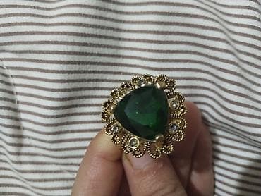 gümüş üzük qadın: Zərif bəzəkli qadın üzüyü - Üzərində iri, damla formalı tünd-yaşıl — 6