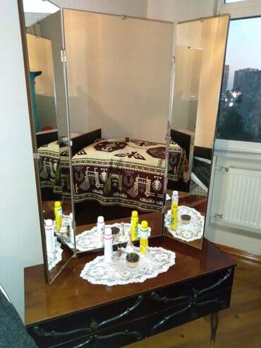 трюмо с зеркалом: İşlənmiş, Termolar, Kredit yoxdur, Çatdırılma yoxdur — 2