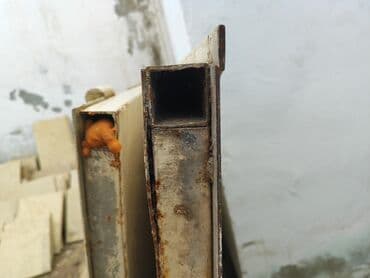 входные двери в баку: İşlənmiş Giriş qapısı Petlə ilə, Ünvandan götürmə — 4