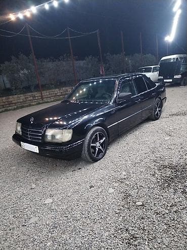 turbo az qazel: Mercedes-Benz W124 sedan, qara rəng - Kuzov: sedan, qara, üzərində — 4