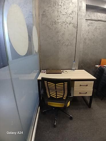 yevlax kiraye ev: 1 Boş masa icarəyə verilir Meqafunda yerləşən ofisimizdə 1 boş masa — 2