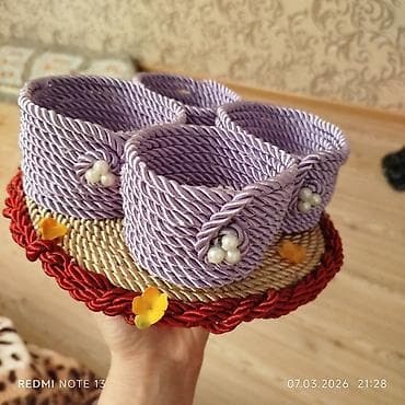 Əl işi iplə hörmə.Sifarisle hazırlanır.4yuvali 15azn.Digerleri 30azn