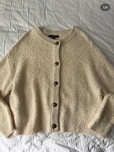 Женская одежда: AMISU qadın kardiqanı - Model: qısa kəsimli, düyməli kardiqan - Rəng — 1