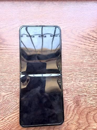 samsung bluetooth: Samsung Galaxy Z Flip 5, цвет - Черный, Отпечаток пальца — 7
