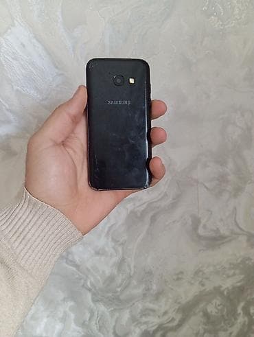 xiomi not 4: Samsung Galaxy A3 2017, 16 GB, rəng - Qara, Barmaq izi — 5