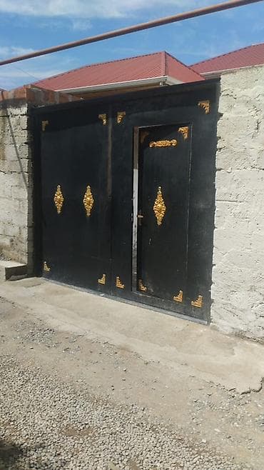 hokməli: Hokmelı qobu yolunun kenarı esas yola yaxın - Hasarlı, dəmir — 2