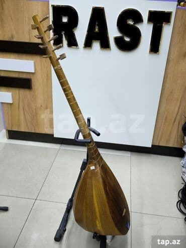 mikrafon stoykasi: Saz musiqi aləti Rast musiqi alətləri mağazalar şəbəkəsi 3 ünvanda — 1