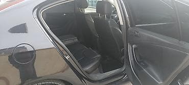 b6: Volkswagen Passat: 2 l | 2005 il Sedan — 8