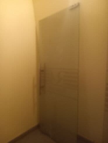 Şüşə qapı – tam şüşə, menteşəli. - Material: qalın temperli lalafo.az -da Şüşə qapı – tam şüşə, menteşəli. - Material: qalın temperli