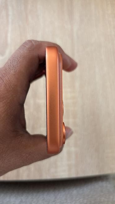 apple watch 1: IPhone 17 Pro Max, 256 GB, Narıncı, Face ID — 6