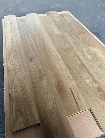 Məhsul: Taxta görünüşlü döşəmə panelləri (laminat tipli) Təsvir: - — 1